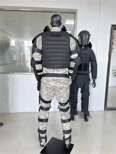 What Are The Techniques For Replacing Body Armor Inserts By Hand?