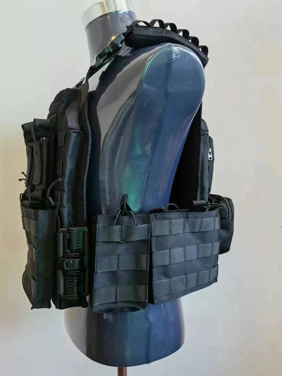 Under Armour Police Jacket suppliers
